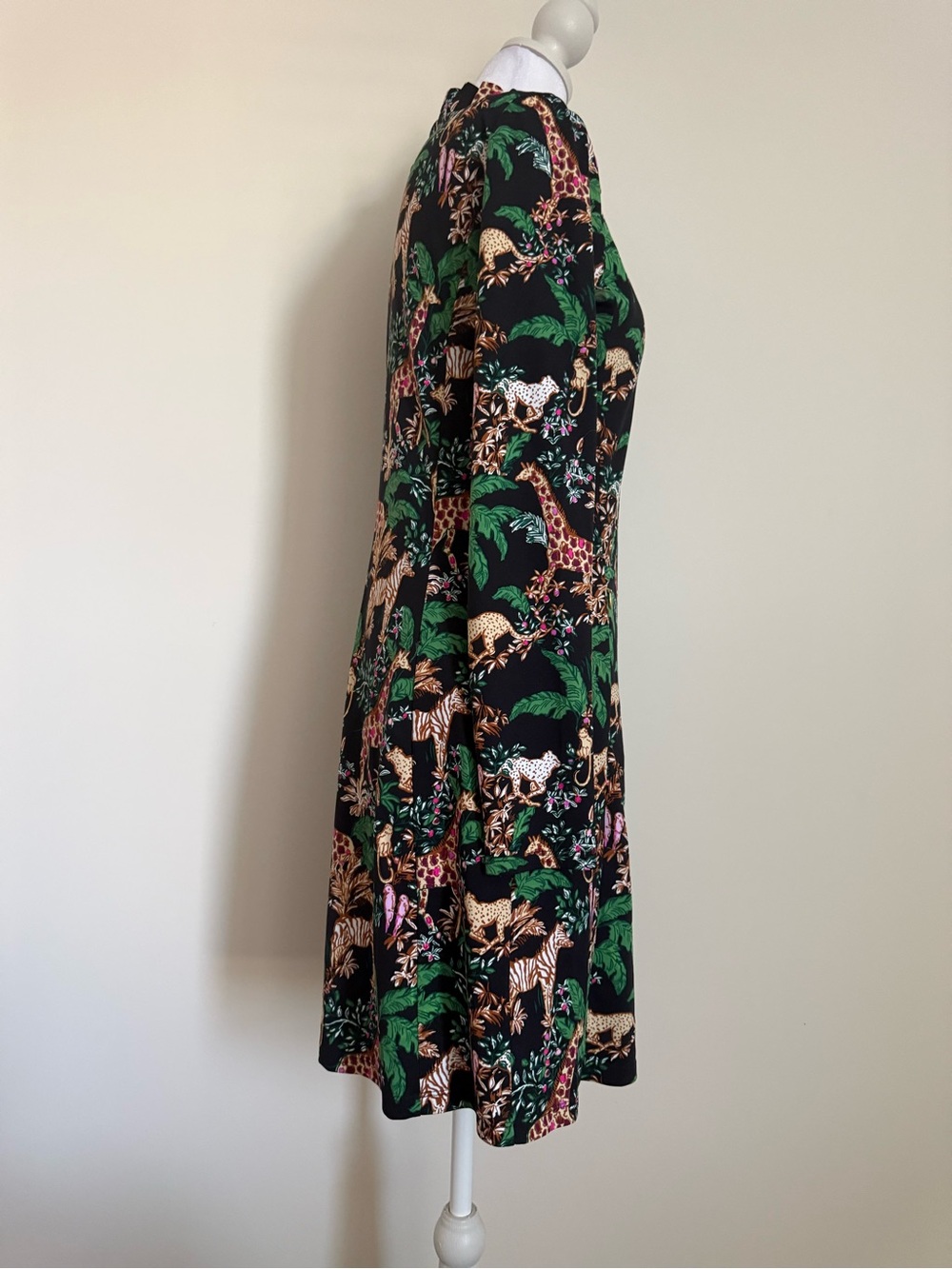 Lilly Pulitzer UPF 50+ chessie dress multi dancing in the moonlight print Small - Picture 4 of 9